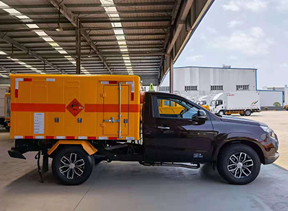 开远爆破器材运输车
